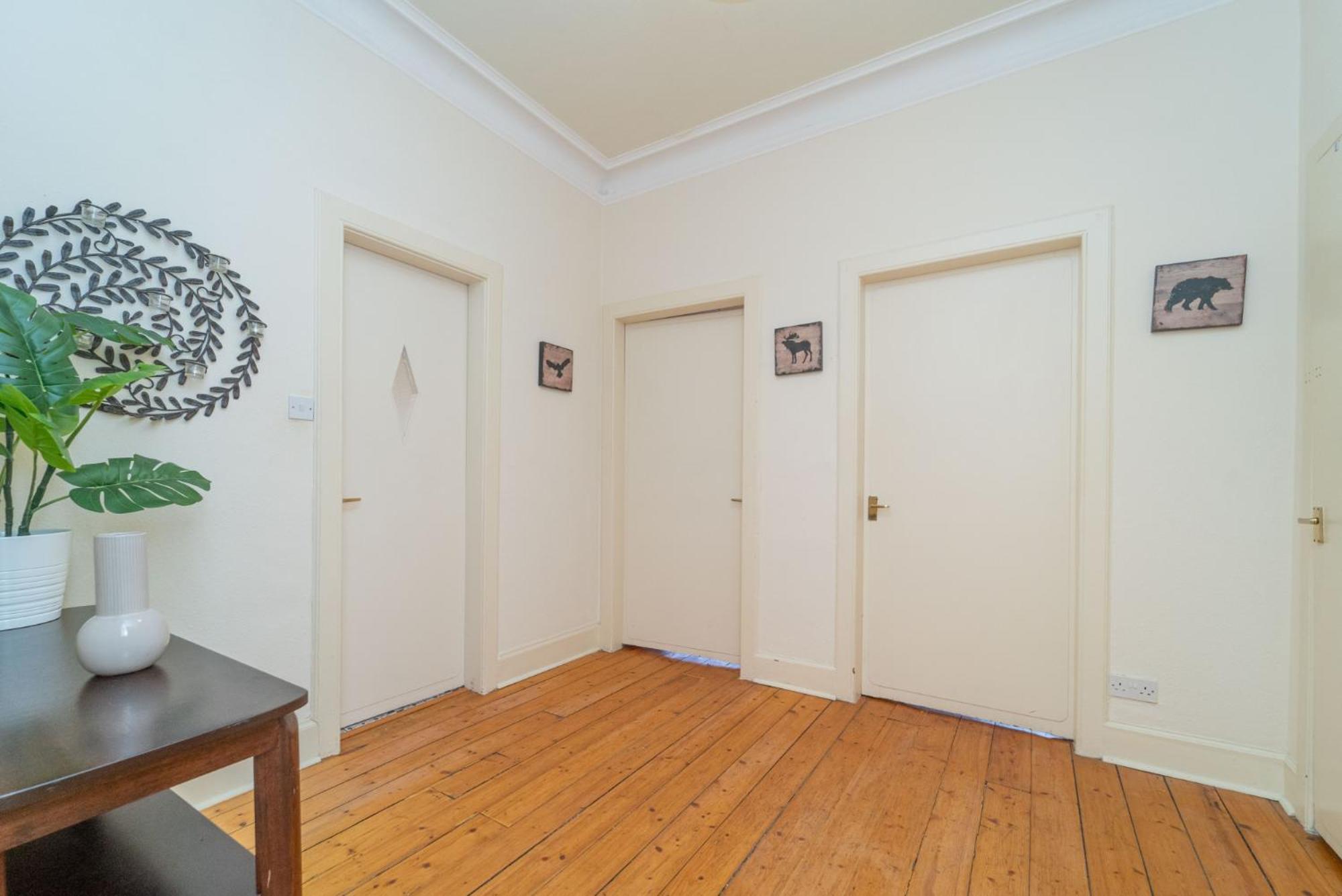 Large City Corner Apartment Edinburgh Exterior photo